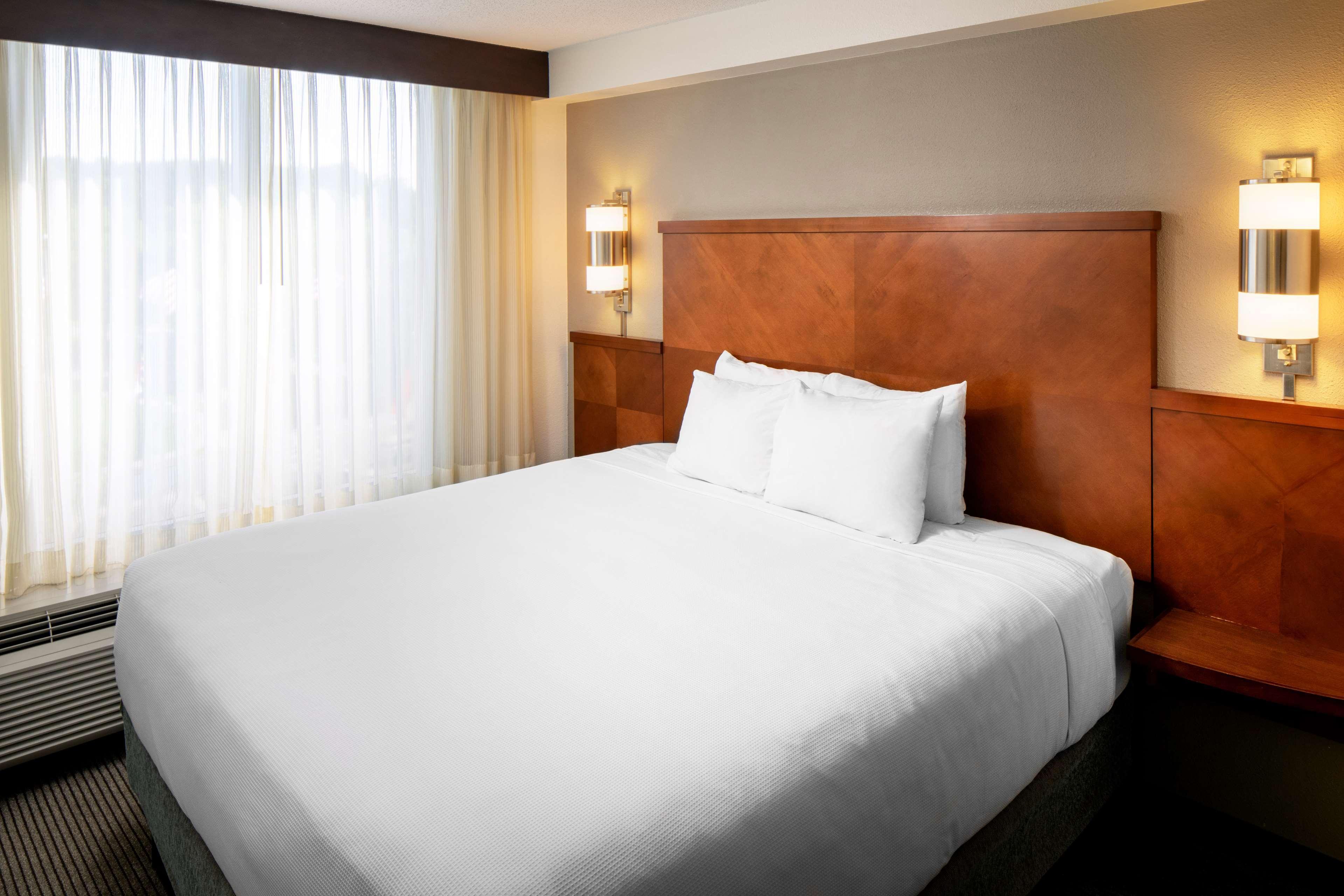 Hyatt Place Топика Экстерьер фото