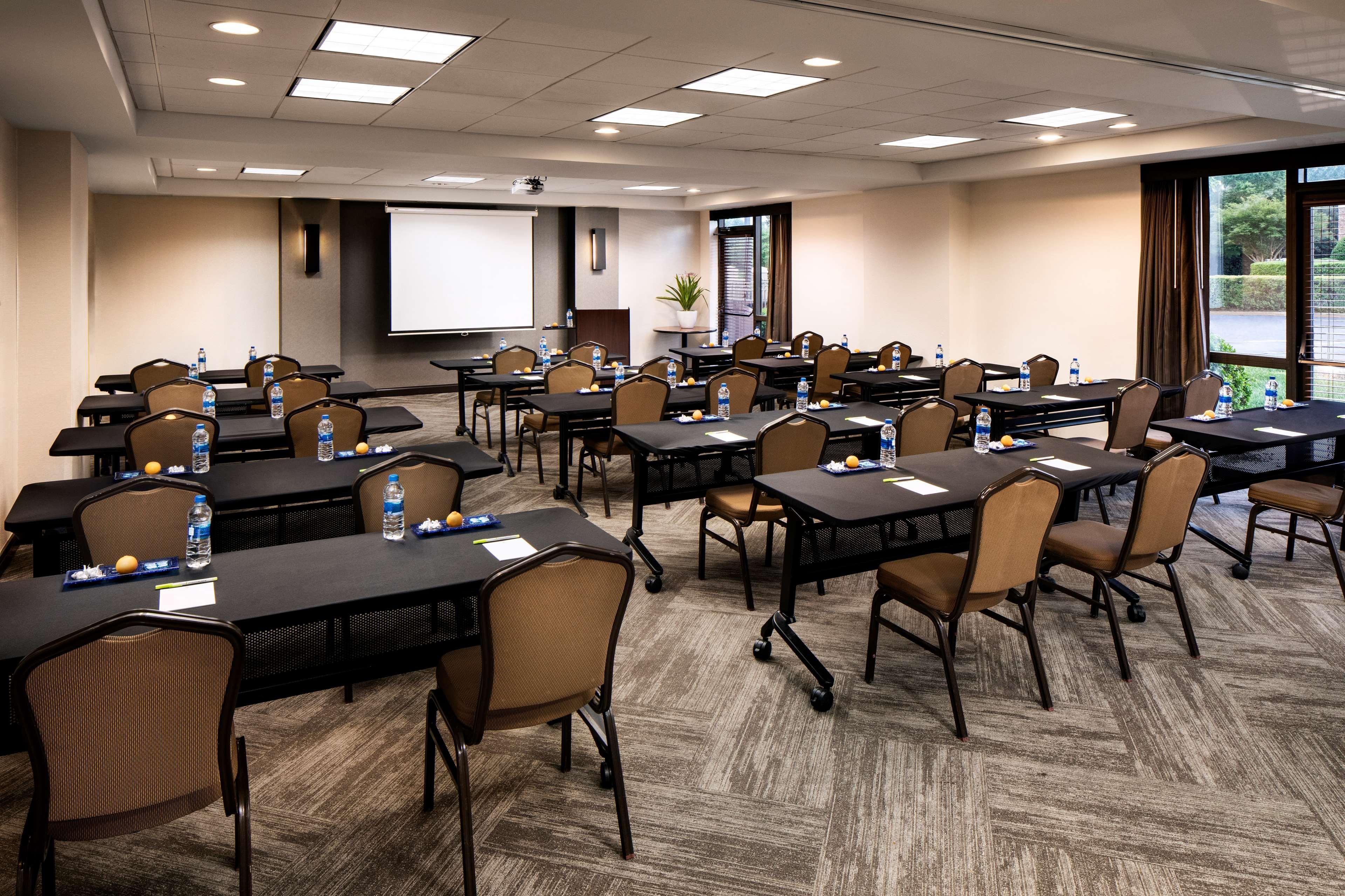 Hyatt Place Топика Экстерьер фото